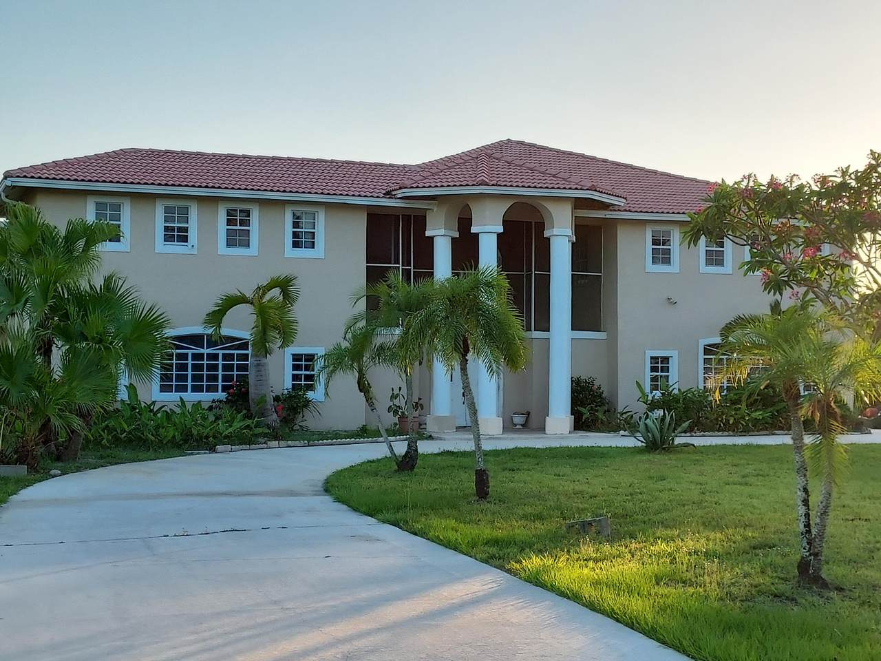 1282 Clydesdale Avenue - Photo 1