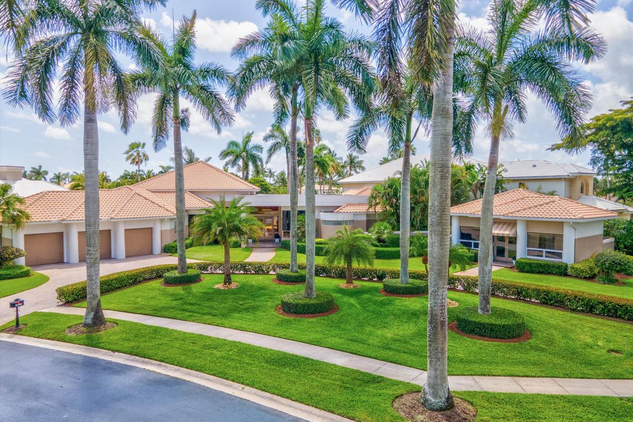 6100 Hollows Lane - Photo 1
