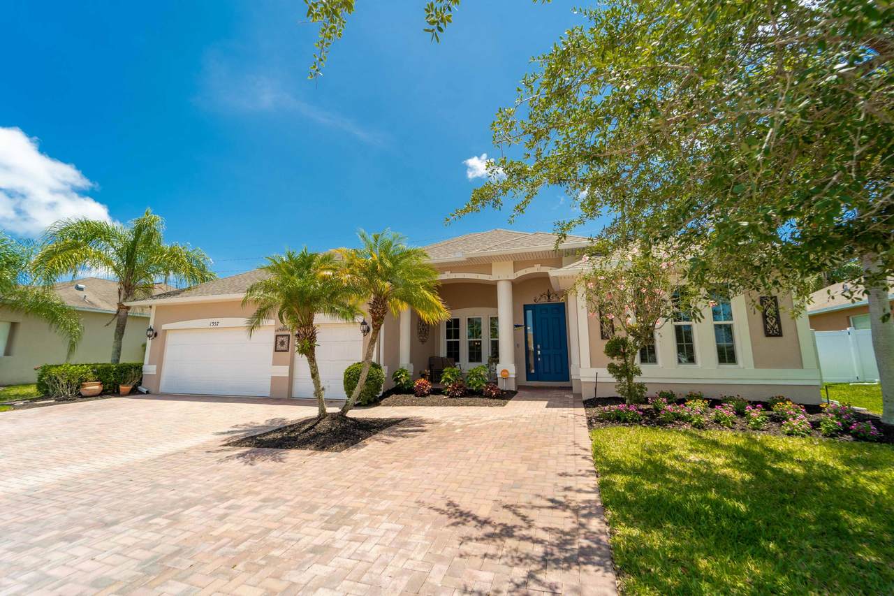 1357 Scarlet Oak Circle - Photo 1