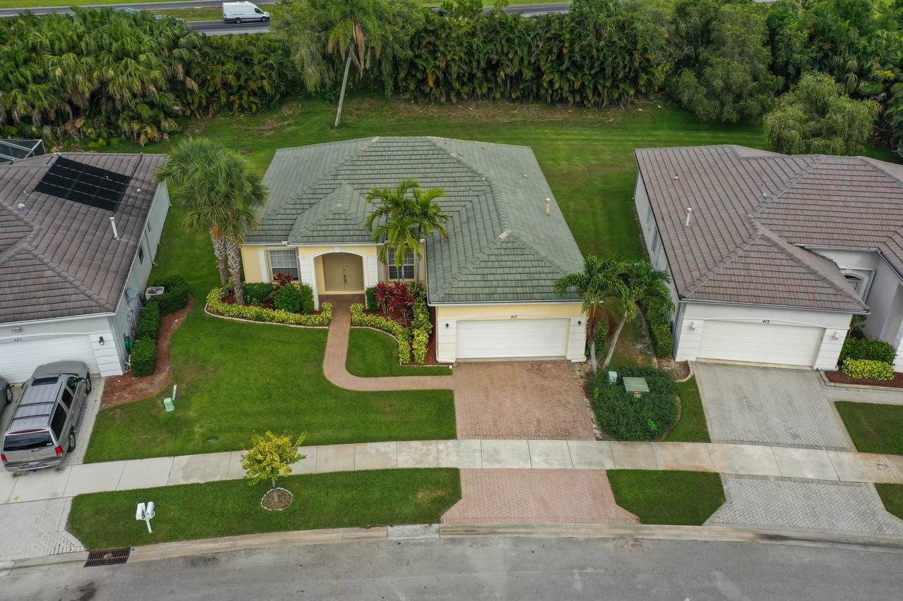 417 Blue Spring Court - Photo 1