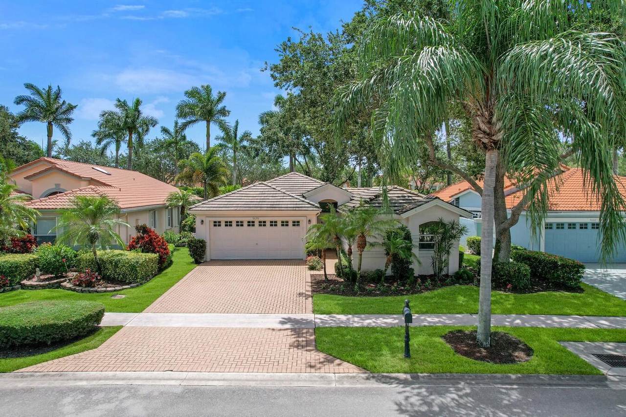 9670 Harbour Lake Circle - Photo 1