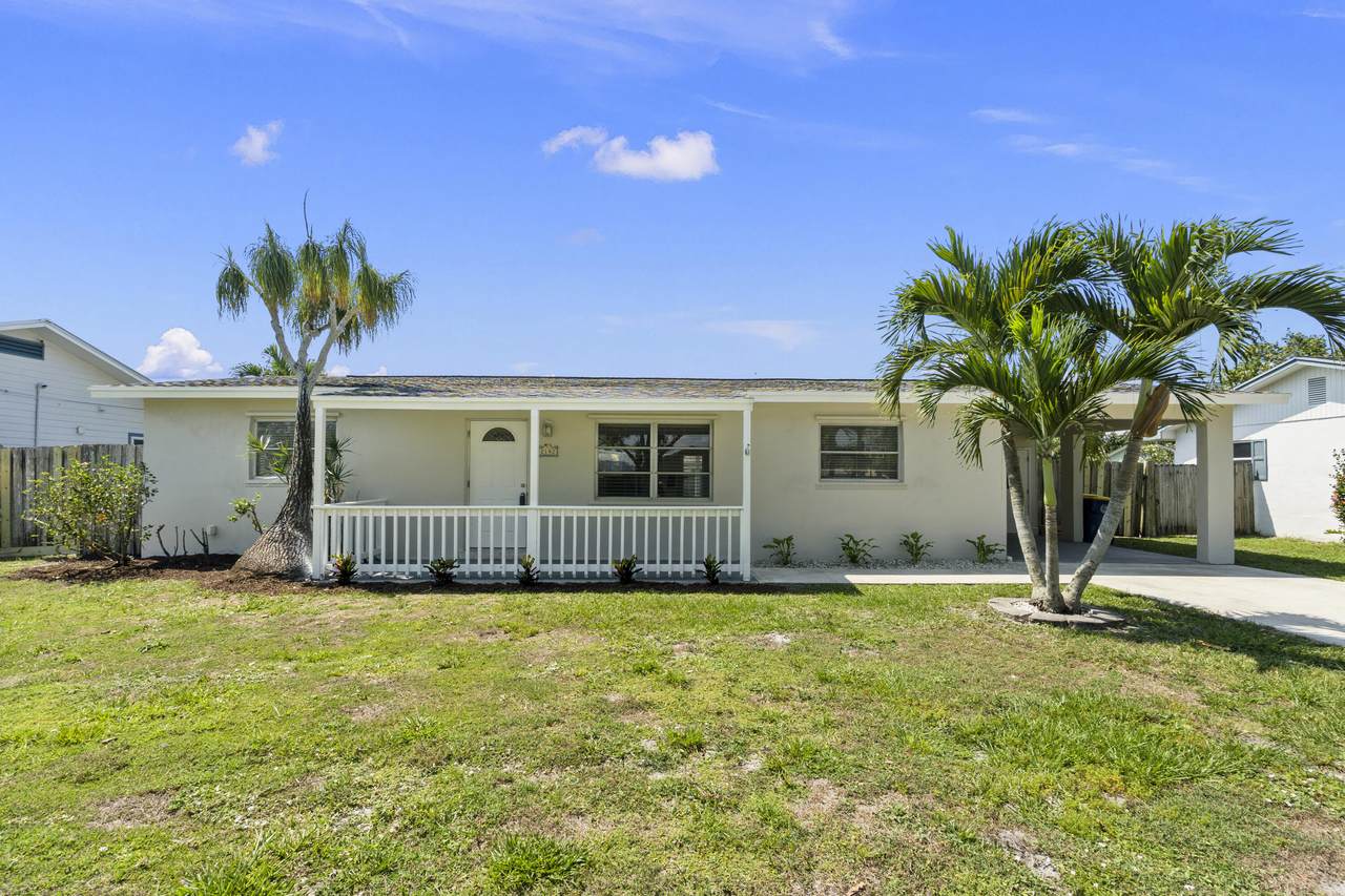 2142 Jackson Street - Photo 1