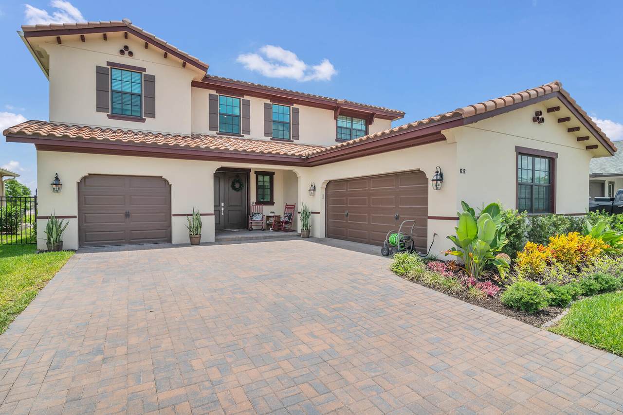 1212 Deer Haven Drive - Photo 1