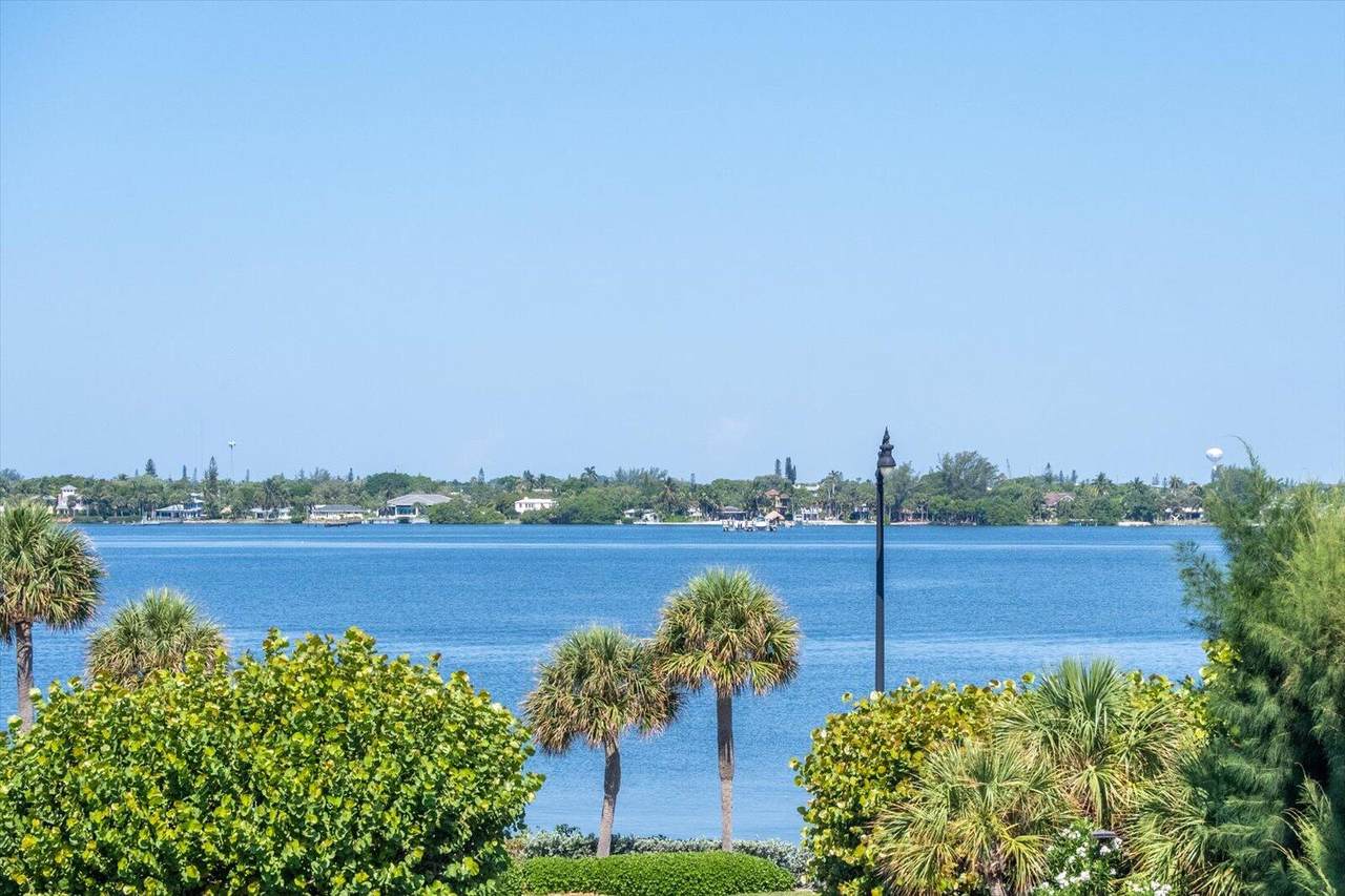 3200 Ocean Boulevard - Photo 1