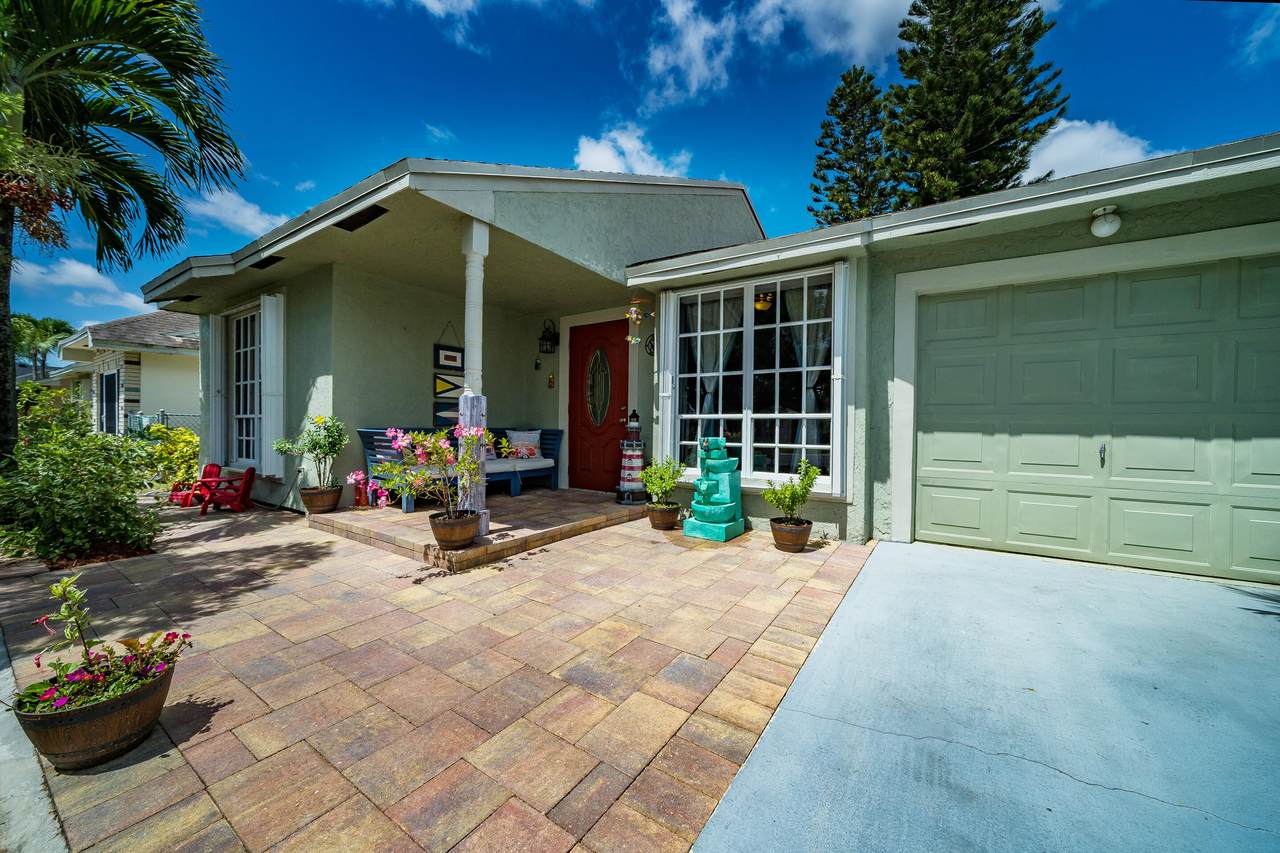 5635 Pebble Brook Lane - Photo 1
