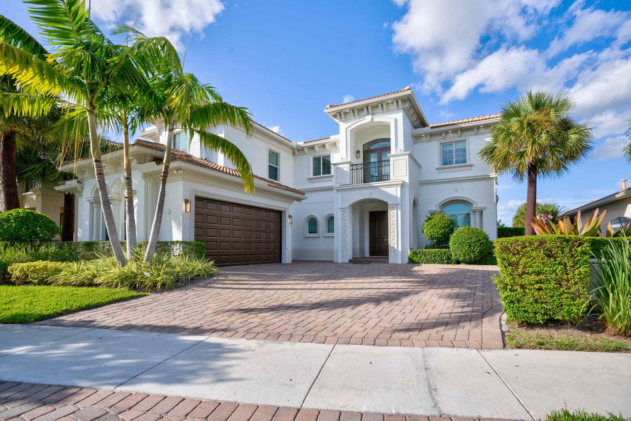 131 Carmela Court - Photo 1