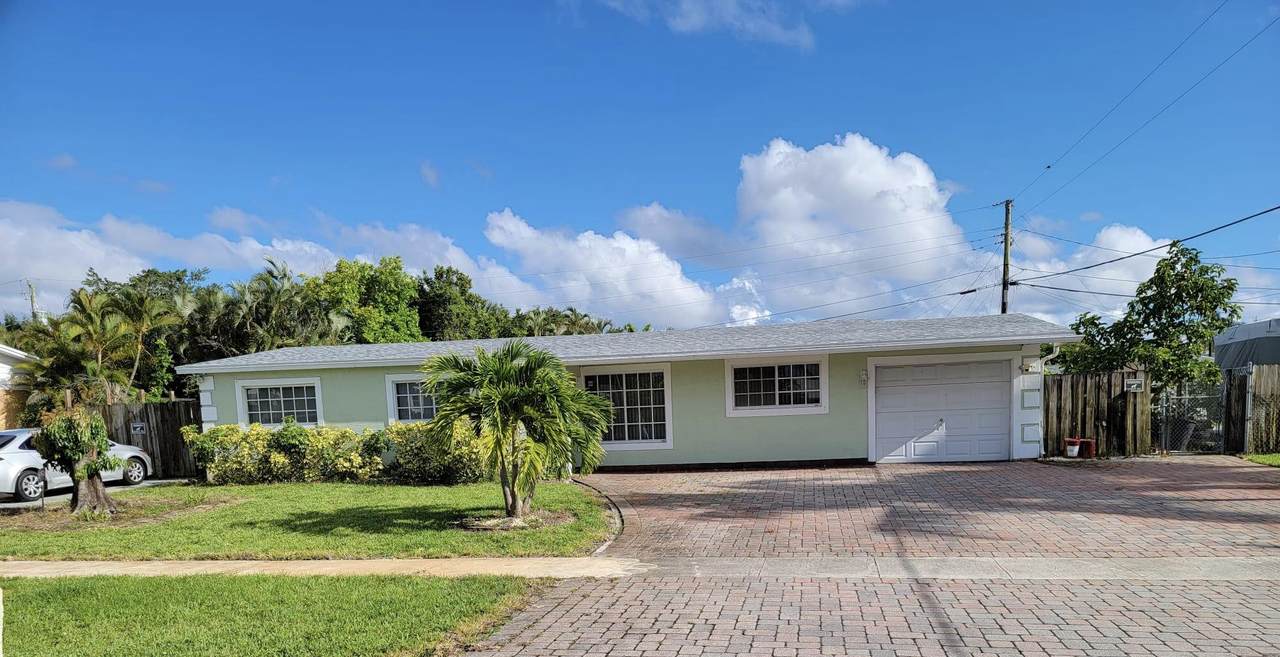 3464 Tyringham Drive - Photo 1