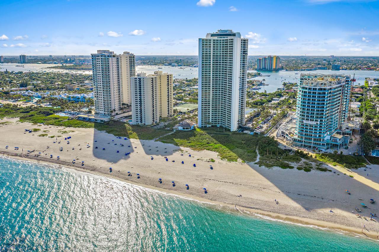 3000 Ocean Drive - Photo 1