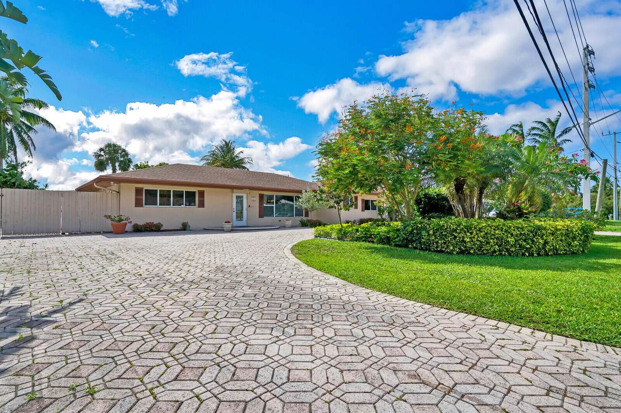 7507 Pine Tree Lane - Photo 1