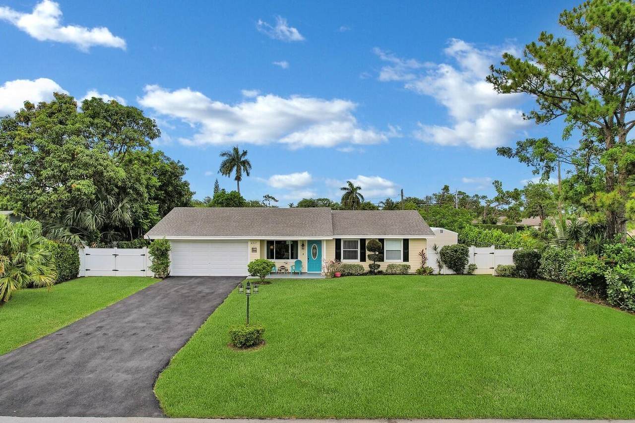 4517 Barrett Street - Photo 1