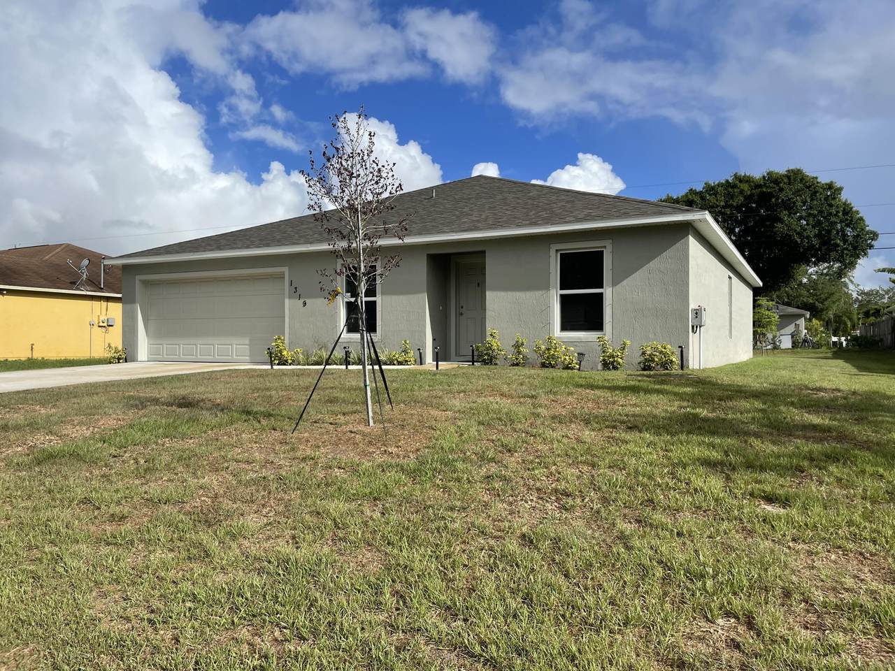 1319 Hunnicut Avenue - Photo 1
