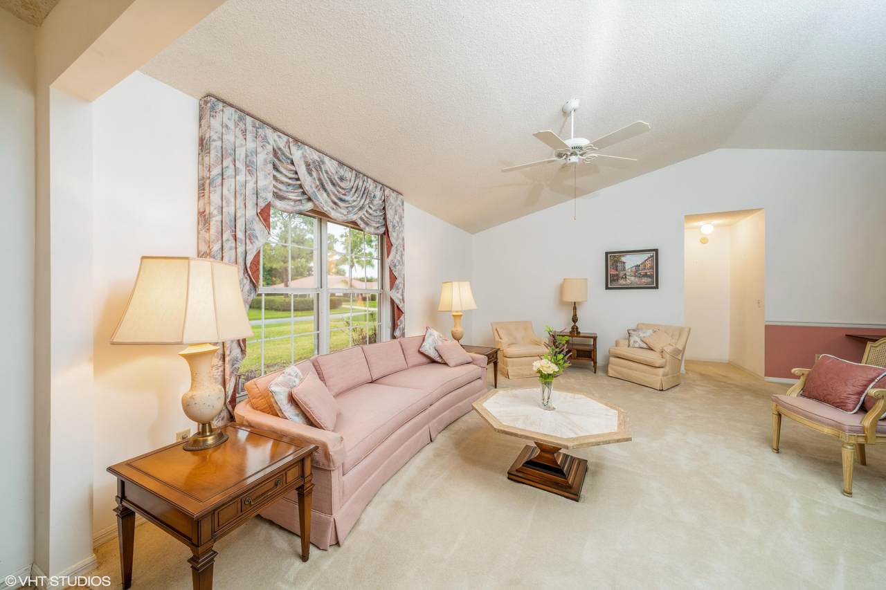 690 Karrigan Terrace - Photo 1