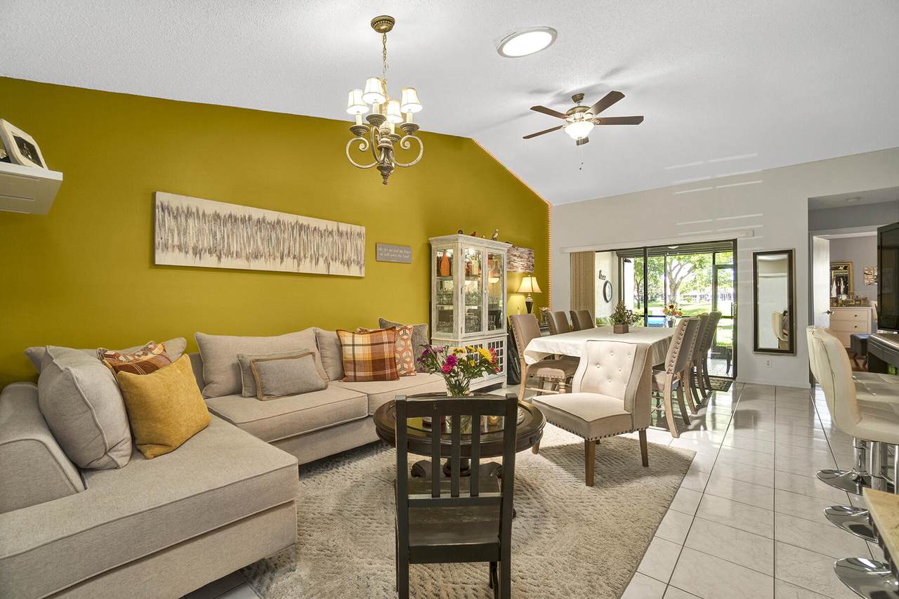 136 Centennial Court - Photo 1