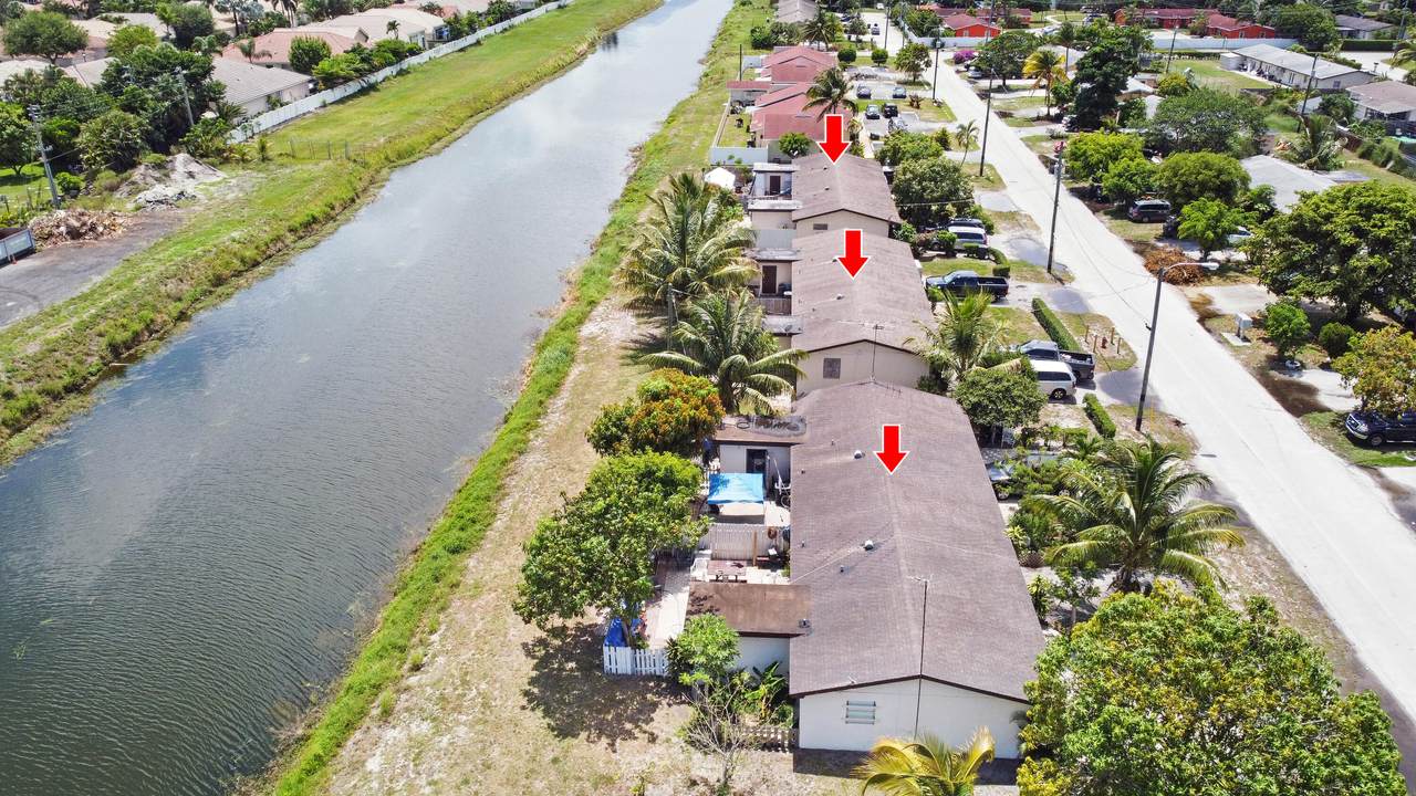 3142 49th Ln Lane - Photo 1
