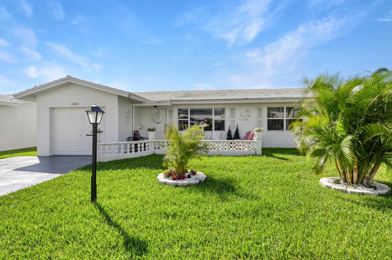 1504 9th Avenue - Photo 1