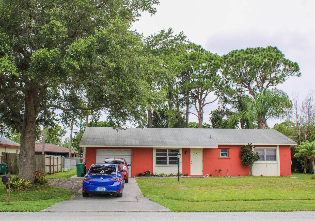 1172 Preston Lane - Photo 1