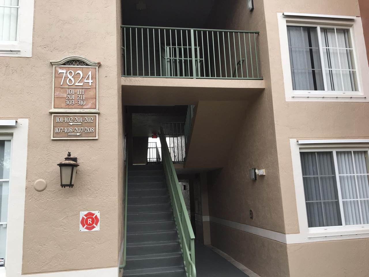 7824 Sonoma Springs Circle - Photo 1