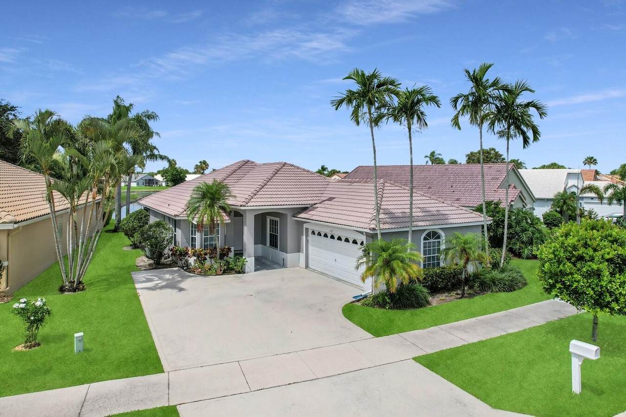 7723 Stirling Bridge Boulevard - Photo 1