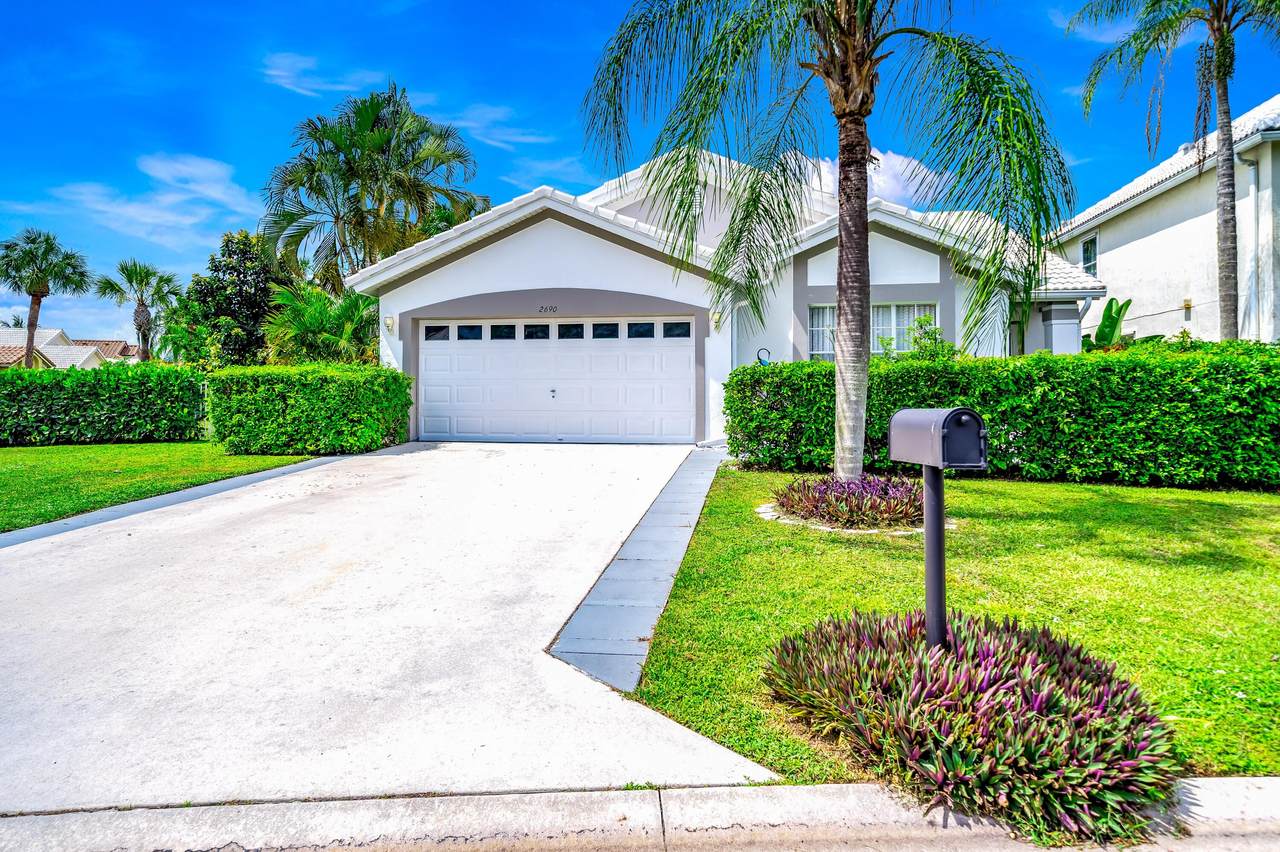 2690 Linkside Drive - Photo 1