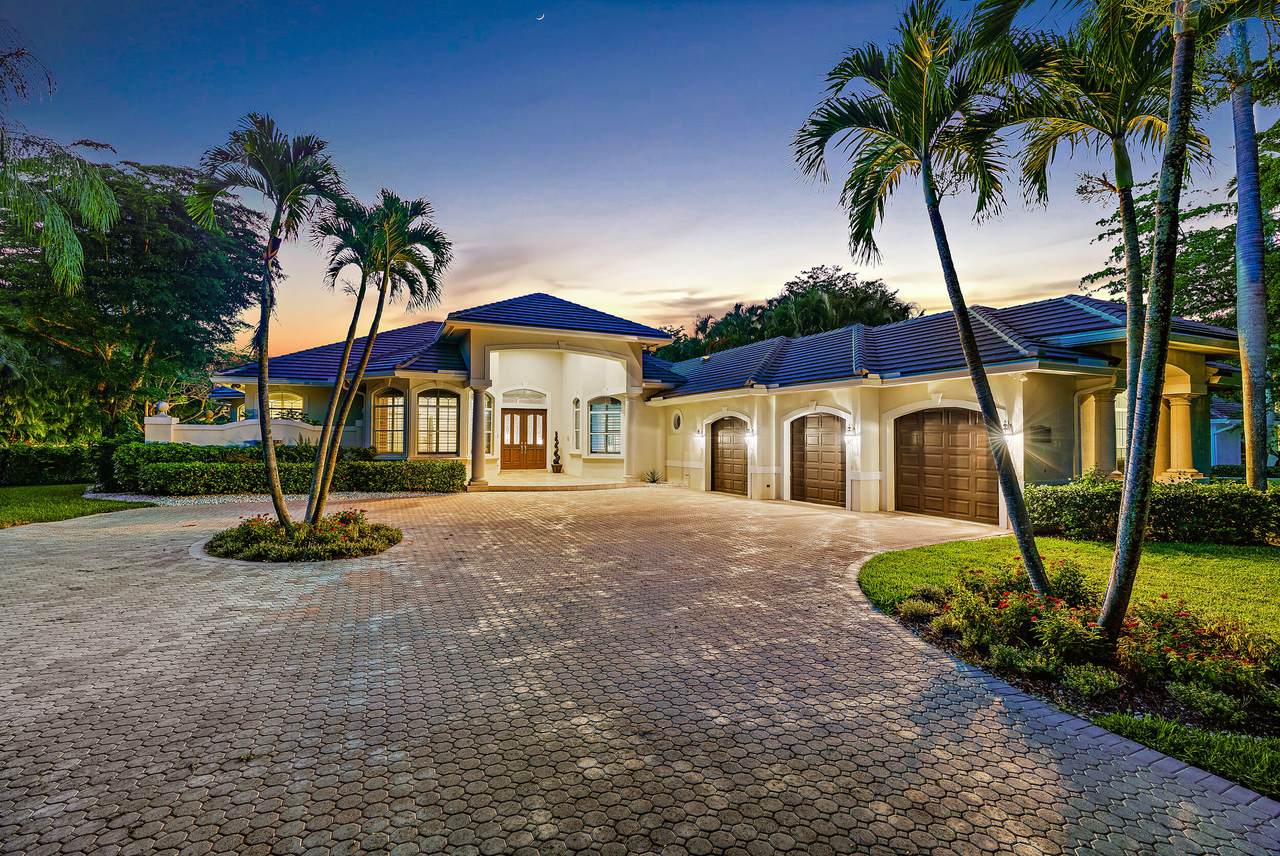 8246 Man O War Road - Photo 1