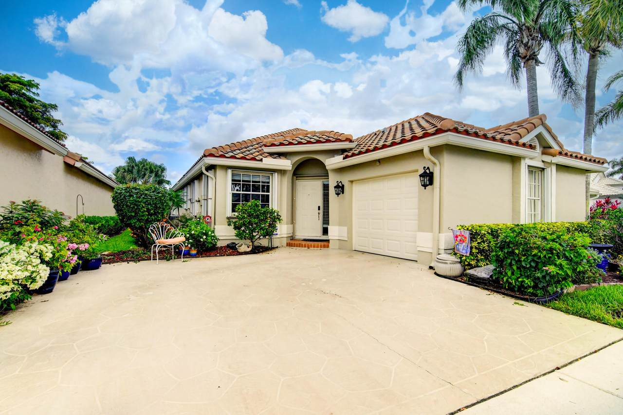 6081 Bluegrass Drive - Photo 1