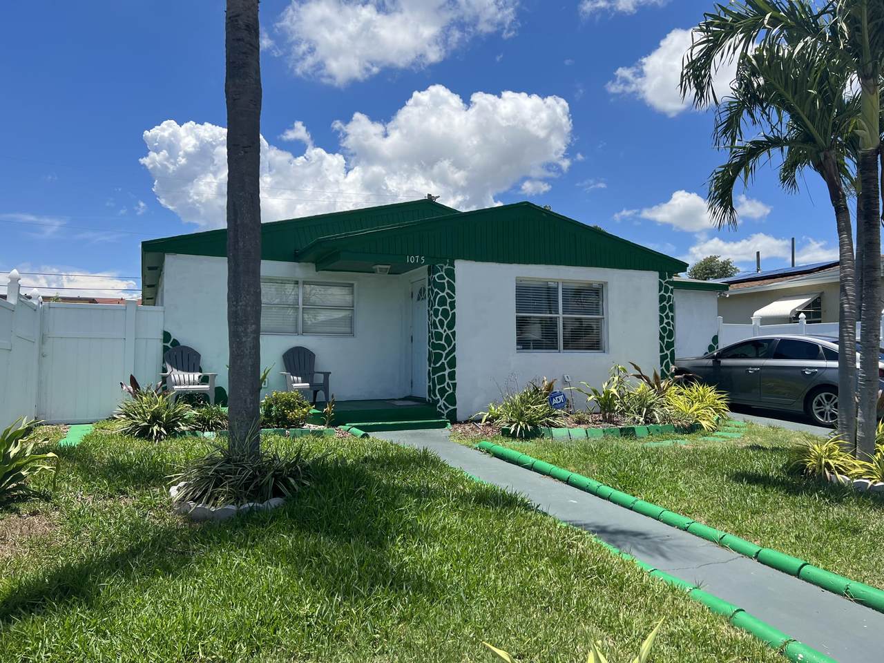1075 26th Street - Photo 1