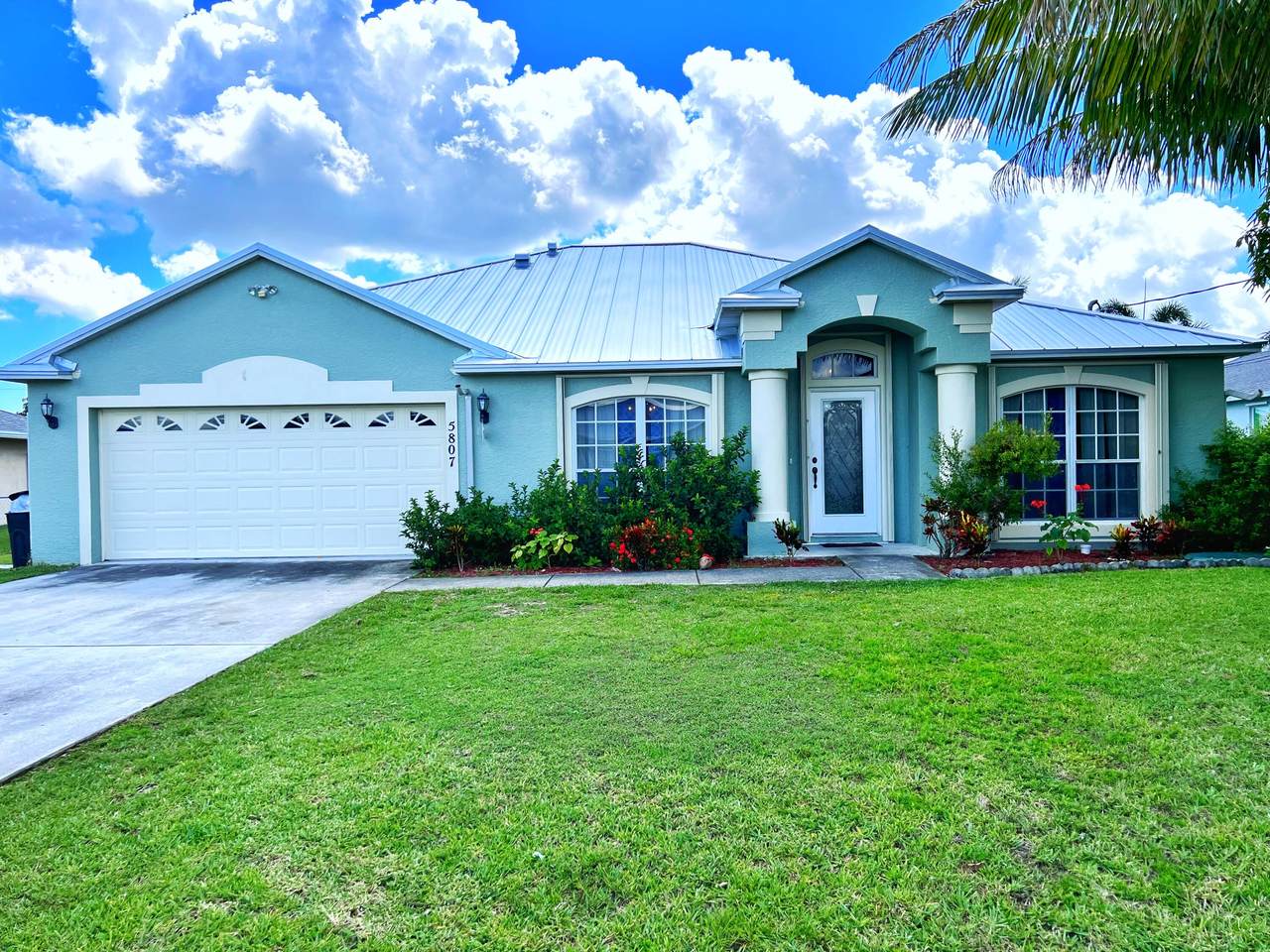 5807 Burney Street - Photo 1
