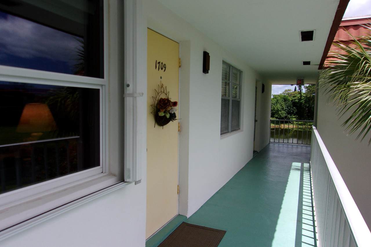1225 21st Street - Photo 1