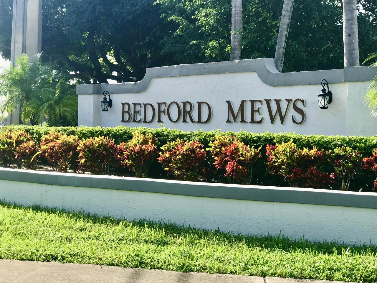 2551 Bedford Mews Drive - Photo 1