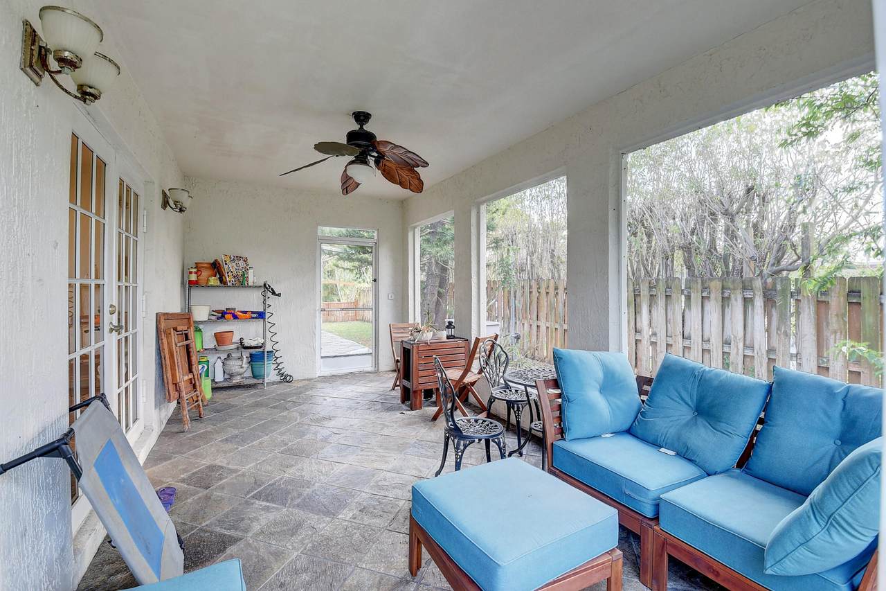 445 36th Street - Photo 1