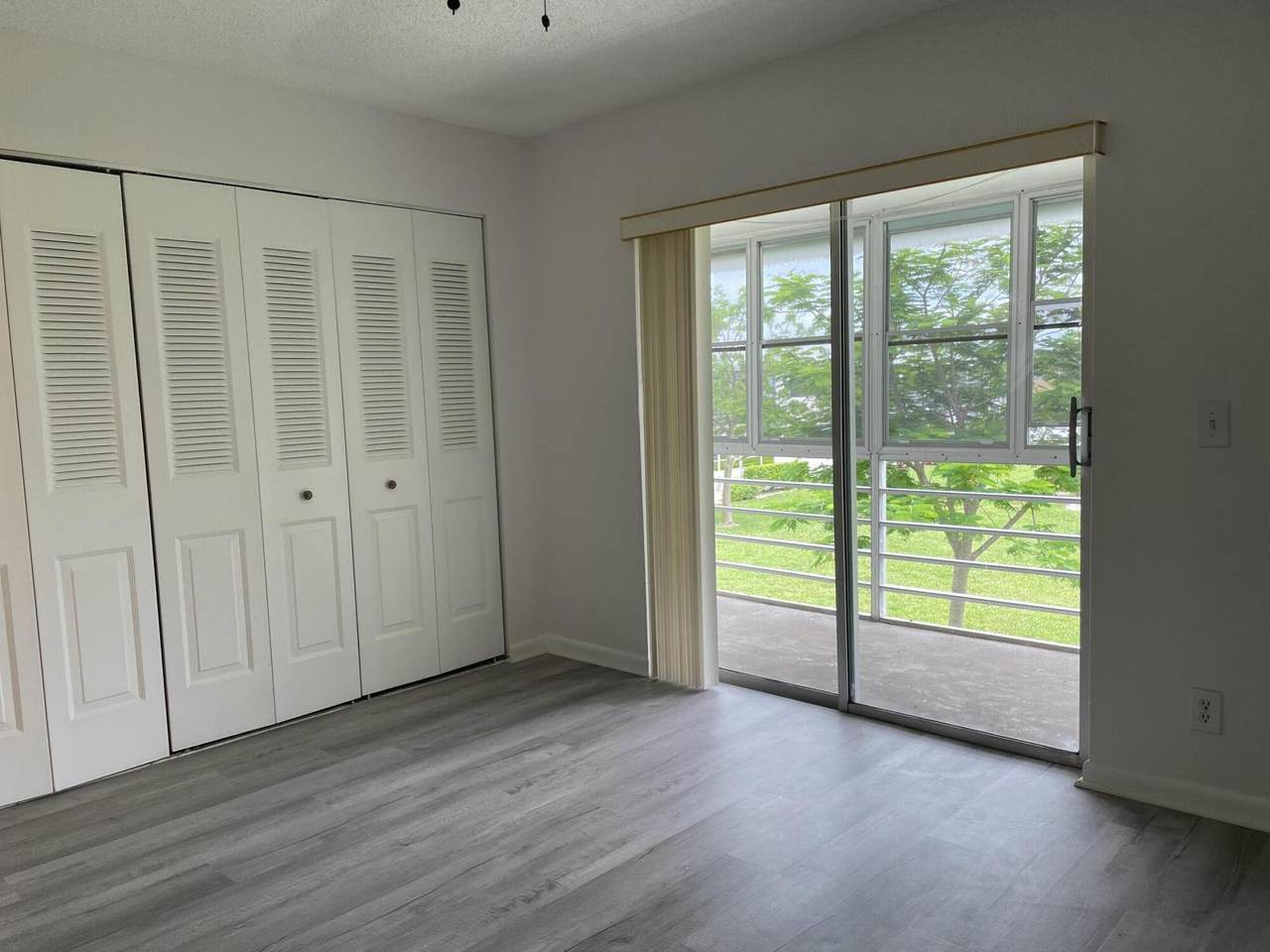 151 Canterbury F - Photo 1