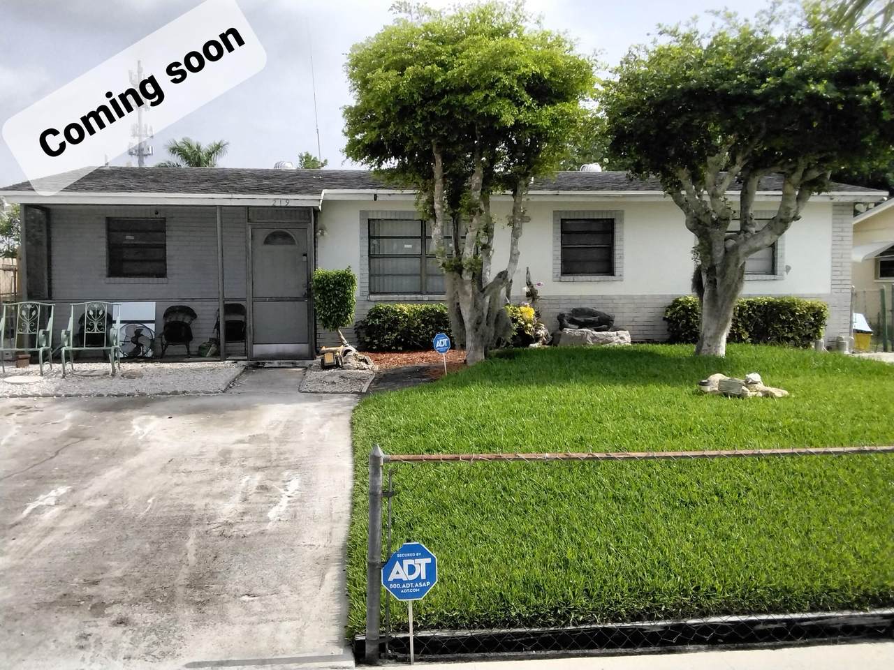 219 6th Avenue - Photo 1