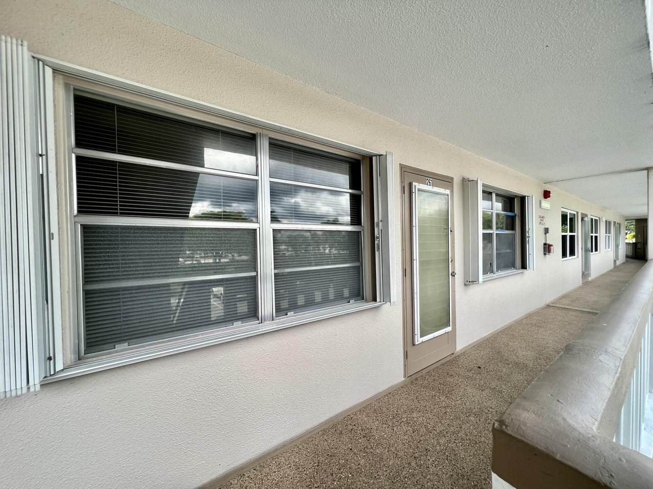 261 Wellington J - Photo 1