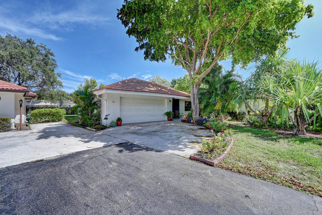 333 Knob Hill Boulevard - Photo 1