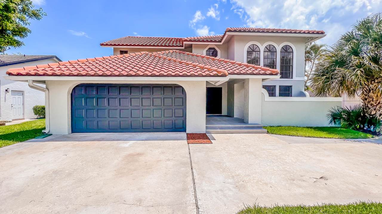 1598 20th Street - Photo 1