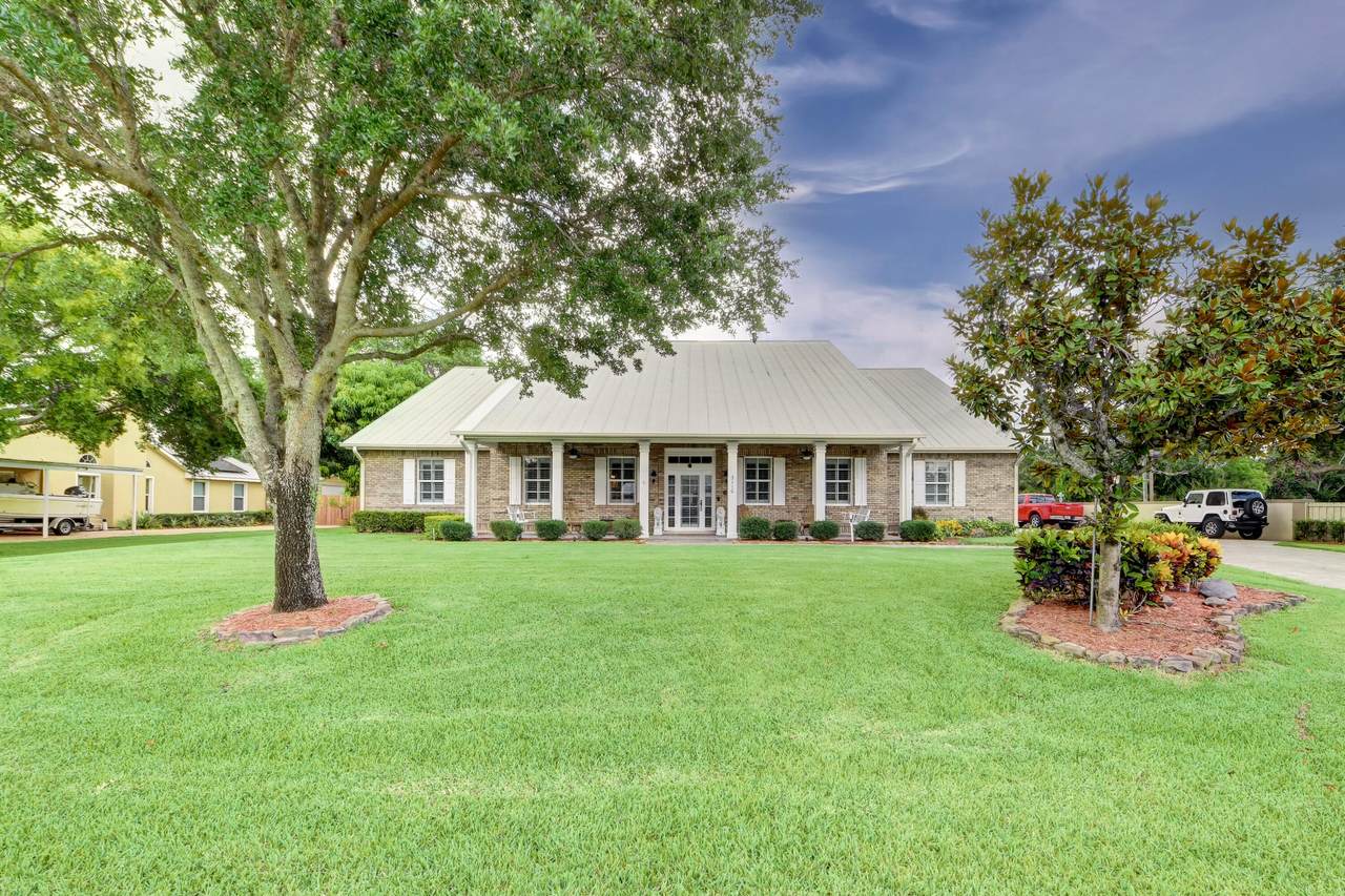 3110 Lost Tree Boulevard - Photo 1