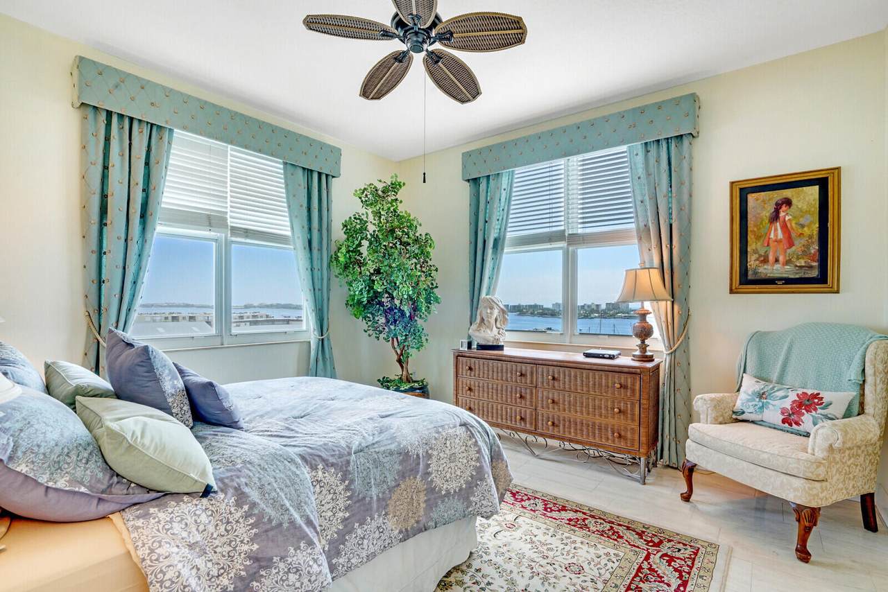 804 Windward Way - Photo 1