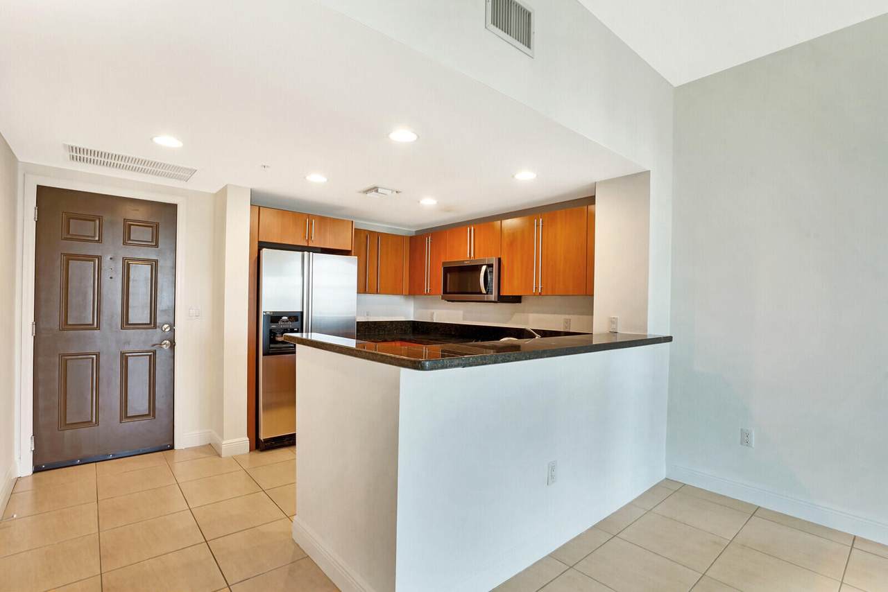 610 Clematis Street - Photo 1