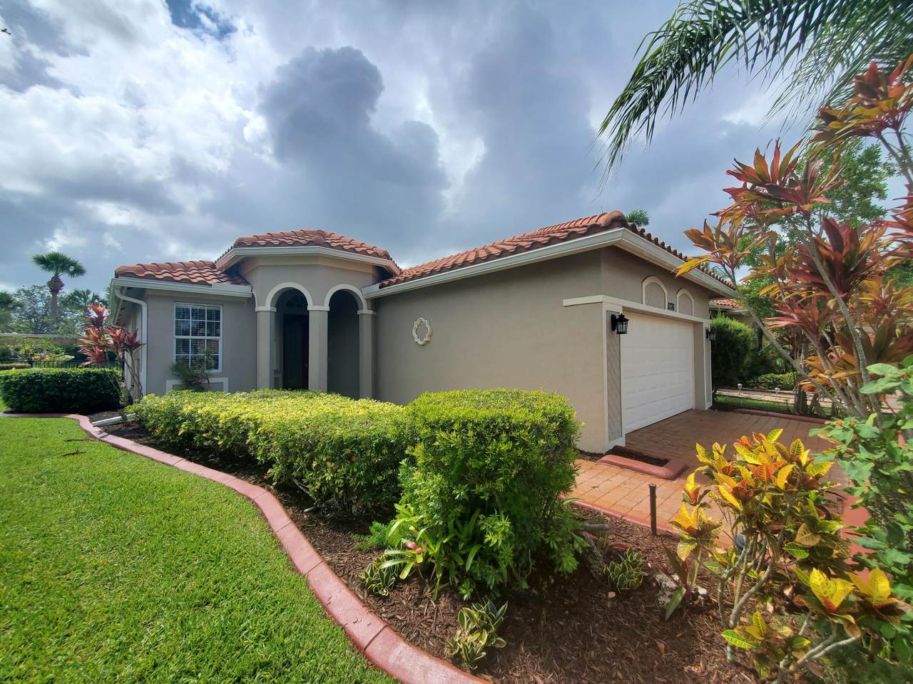 11176 Birch Tree Circle - Photo 1