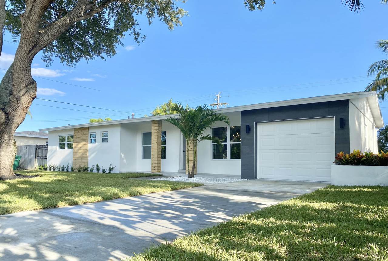 308 Polaris Drive - Photo 1