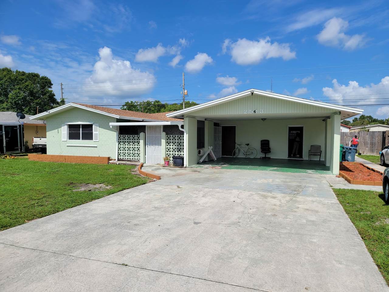 2513 Chesterfield Drive - Photo 1