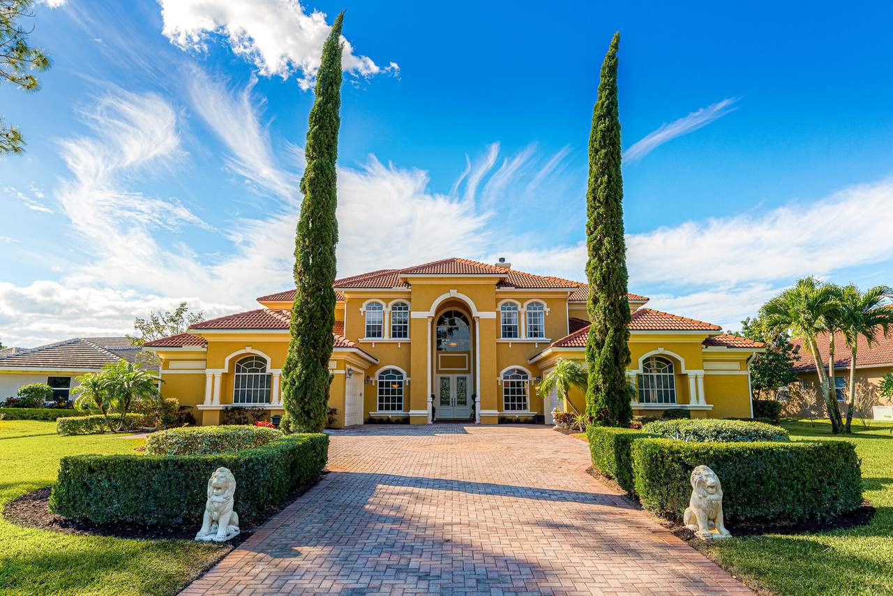 10500 Lands End Place - Photo 1