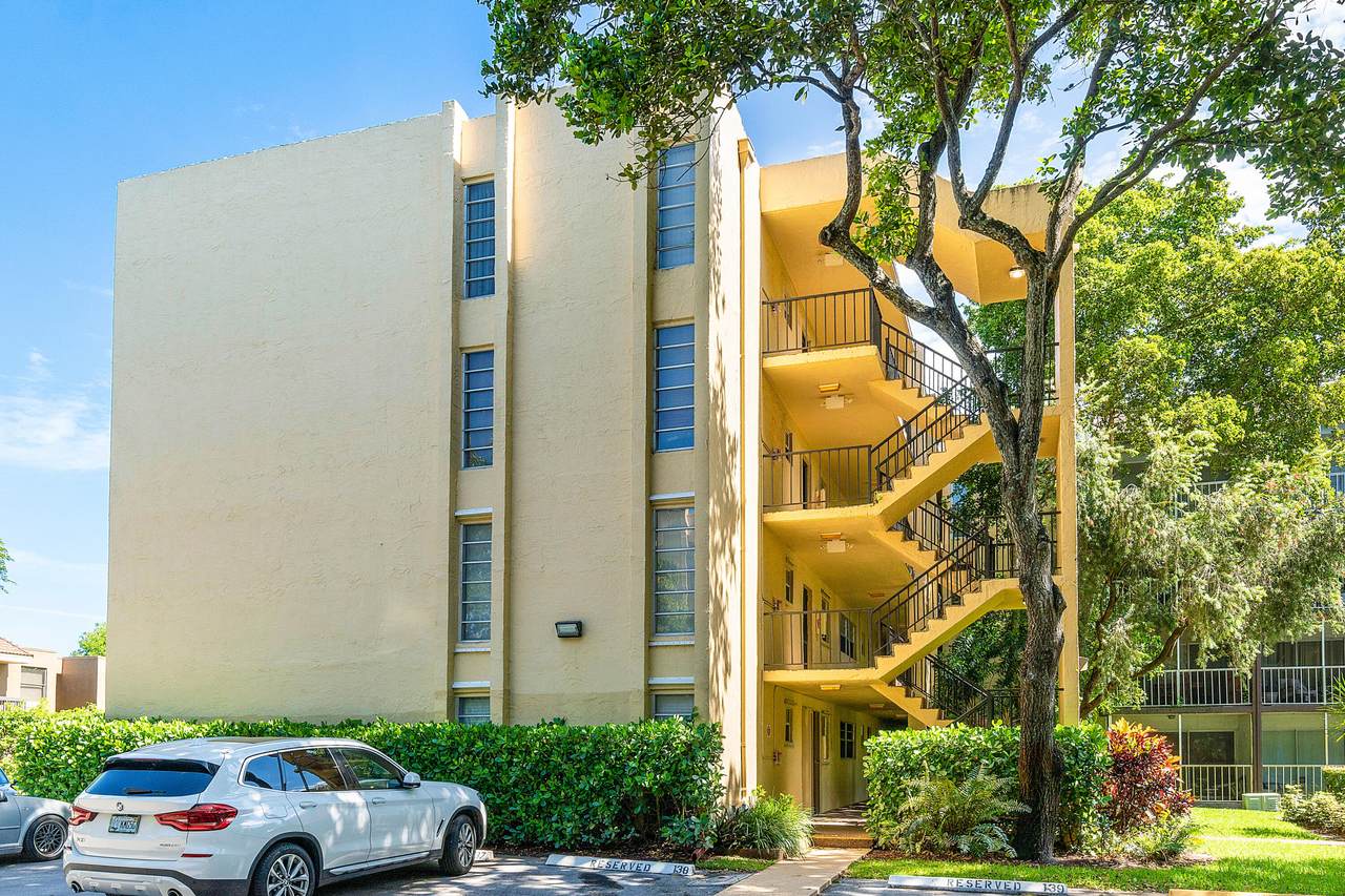483 Pine Island Road - Photo 1