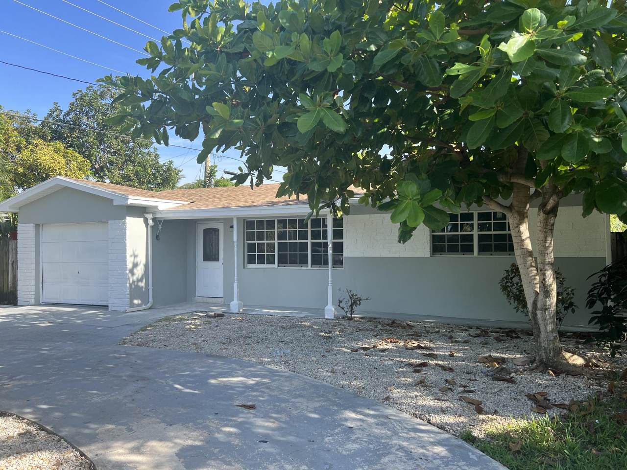 882 Garnett Street - Photo 1