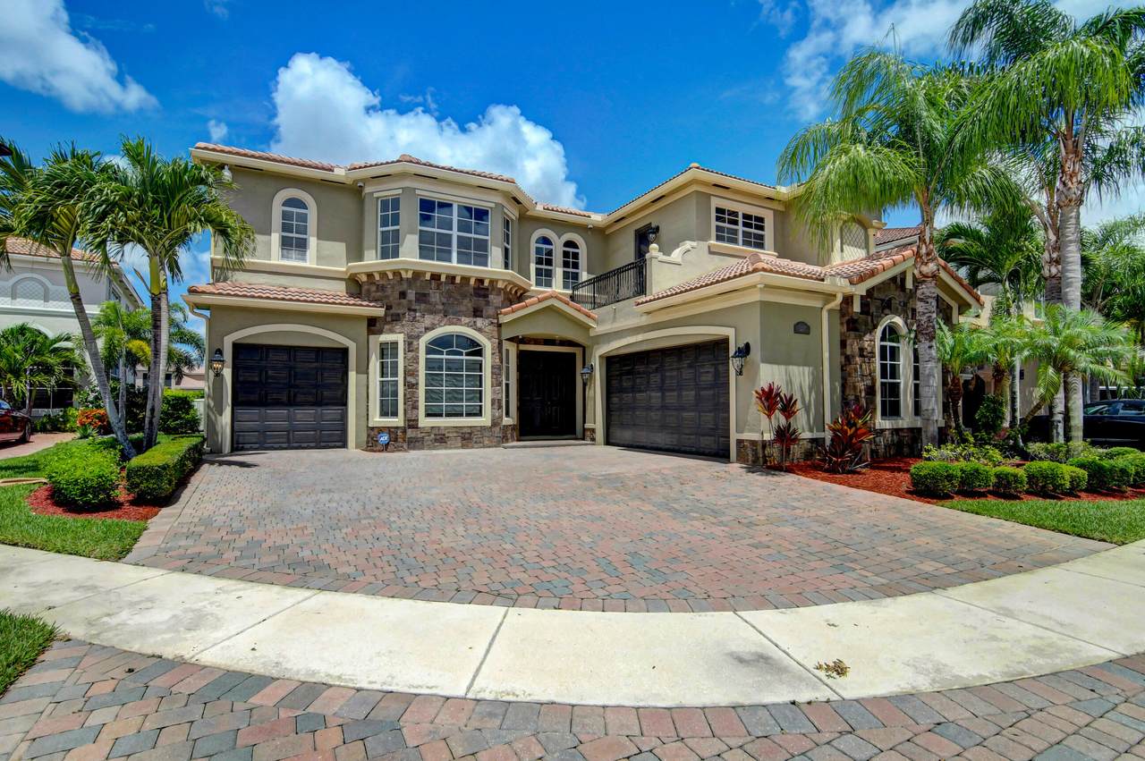 9371 Cobblestone Brooke Court - Photo 1