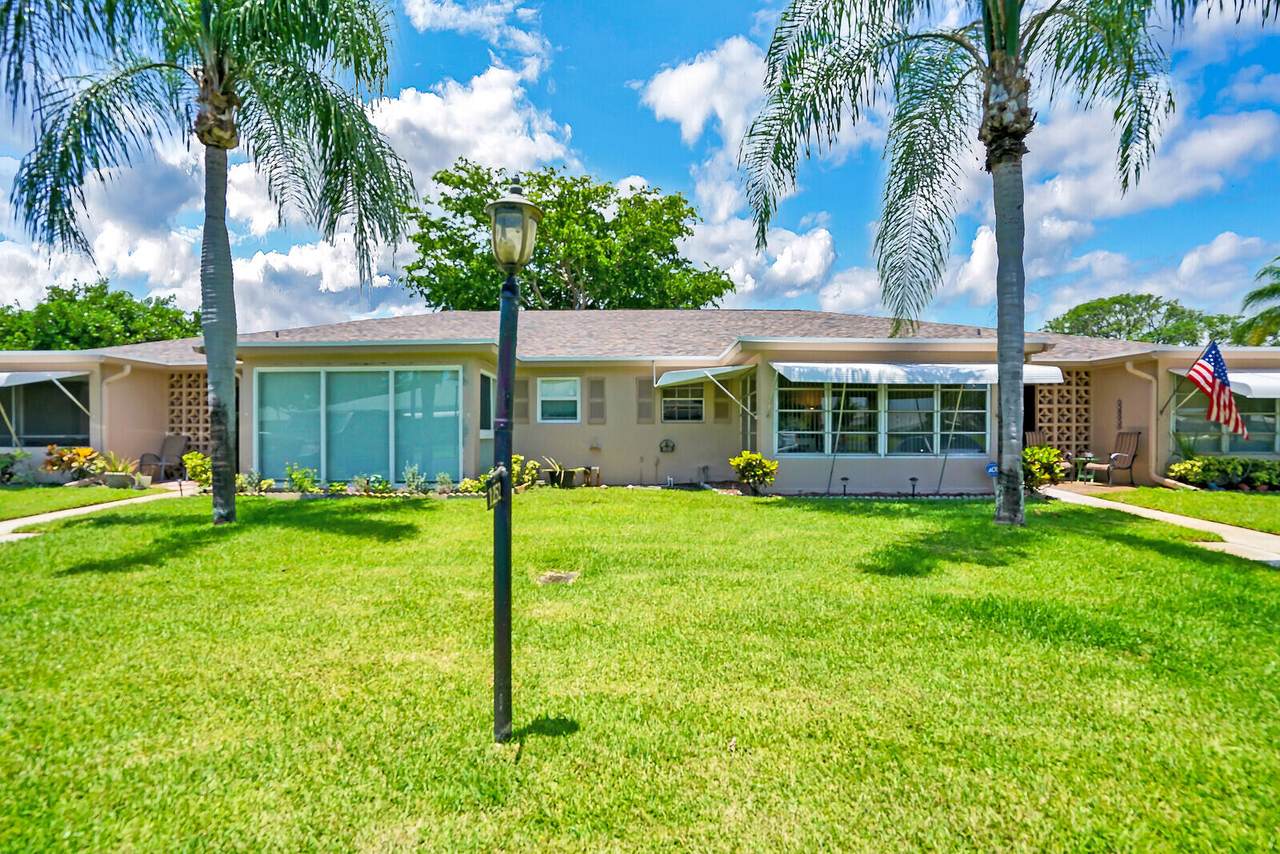 1252 Club Drive - Photo 1