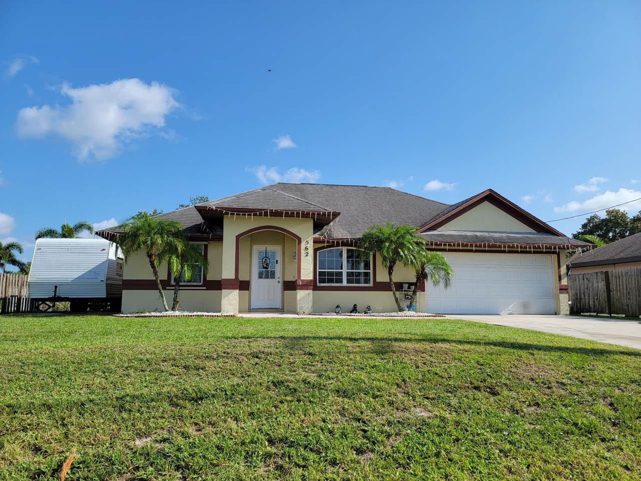 562 Seahouse Drive - Photo 1