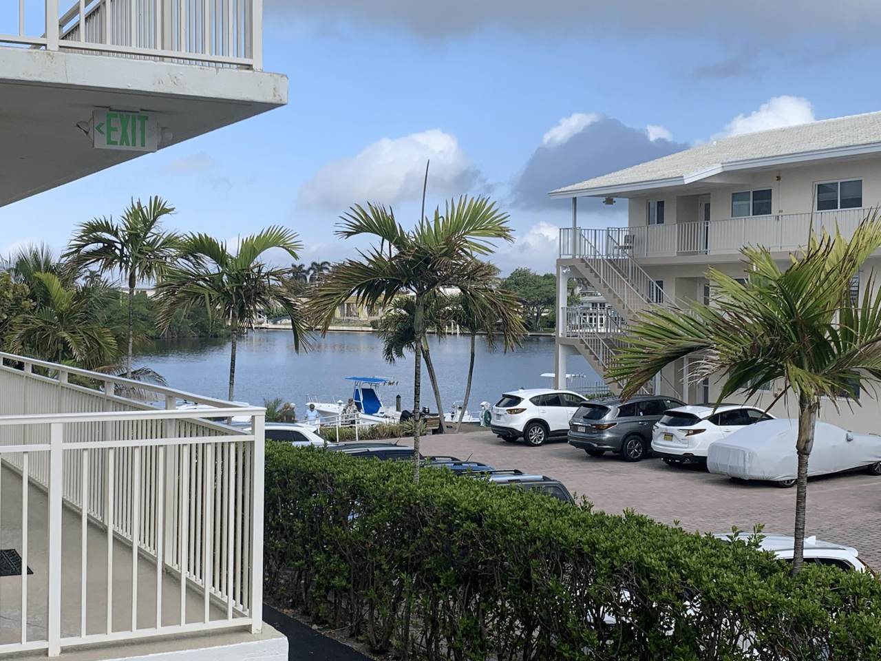 6520 Ocean Boulevard - Photo 1
