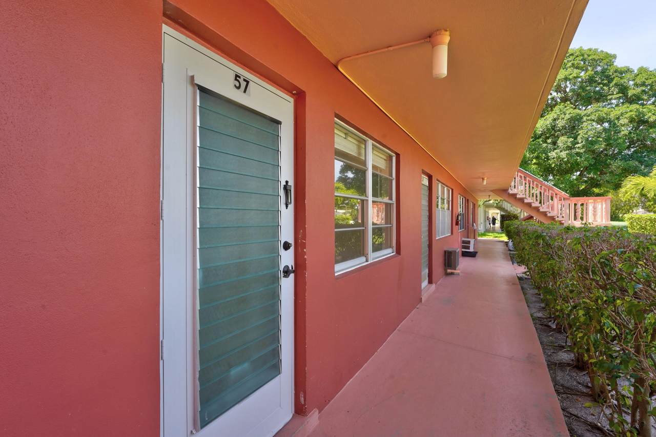 57 Sheffield - Photo 1