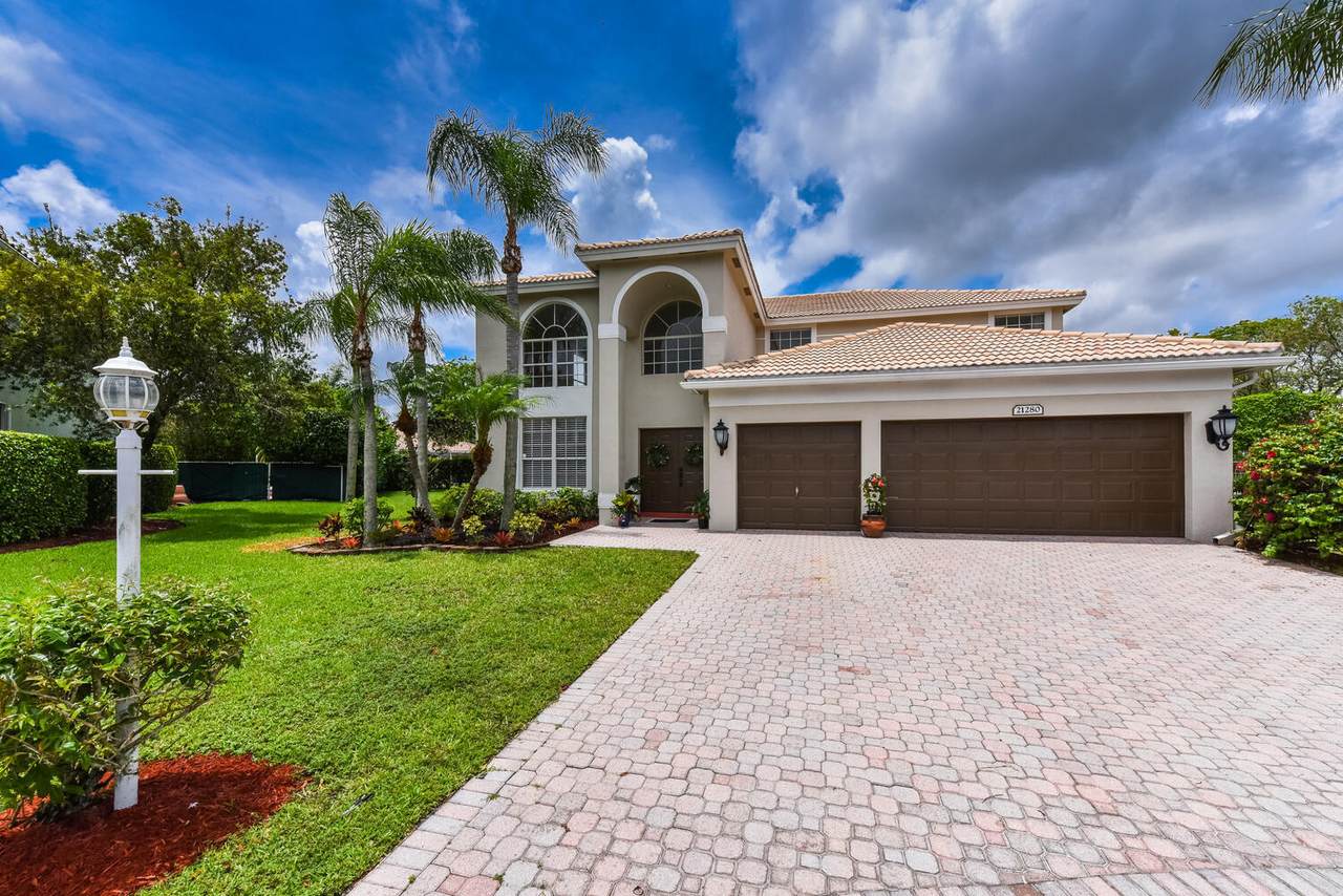 21280 Waycross Drive - Photo 1